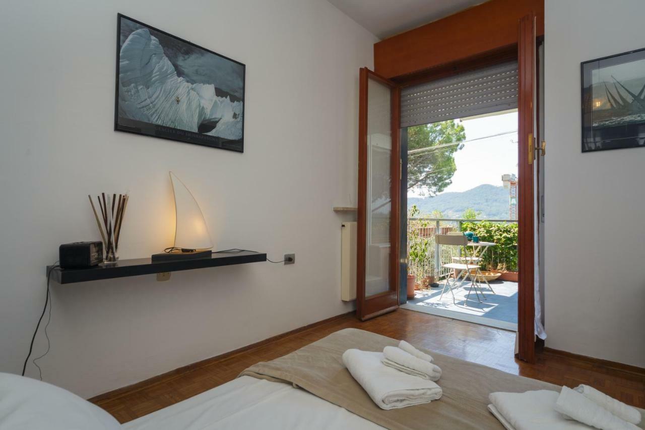 Апартаменти Casa Anna Sea View, Pool, Parking & Wifi Рапалло Екстер'єр фото
